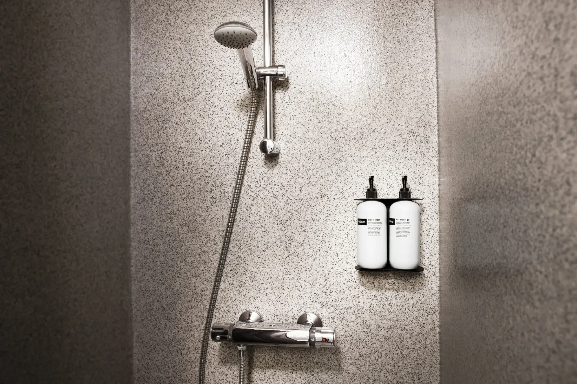 clean simple shower room