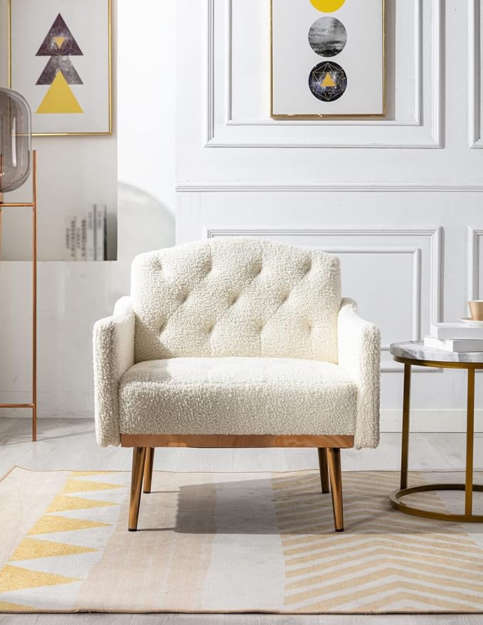 Single accent chair – A beautifully designed piece, perfect for adding elegance to any space.