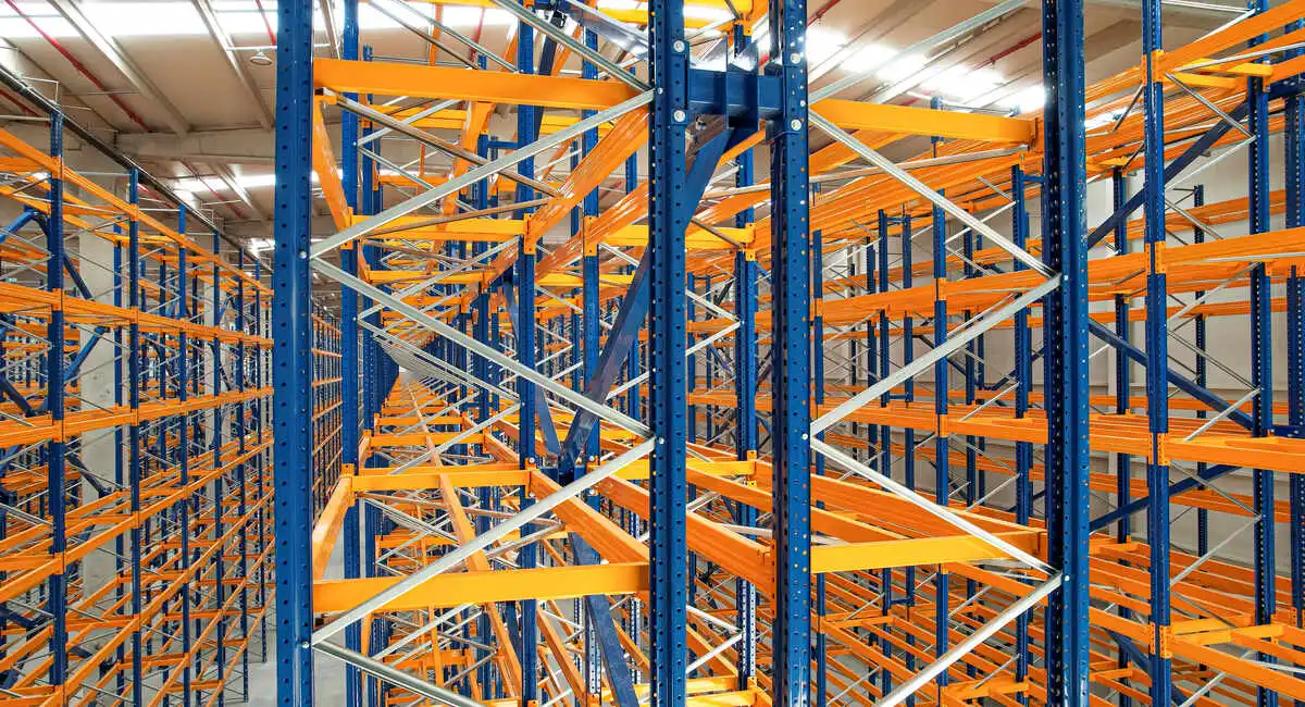 Sırt sırta raf sistemi