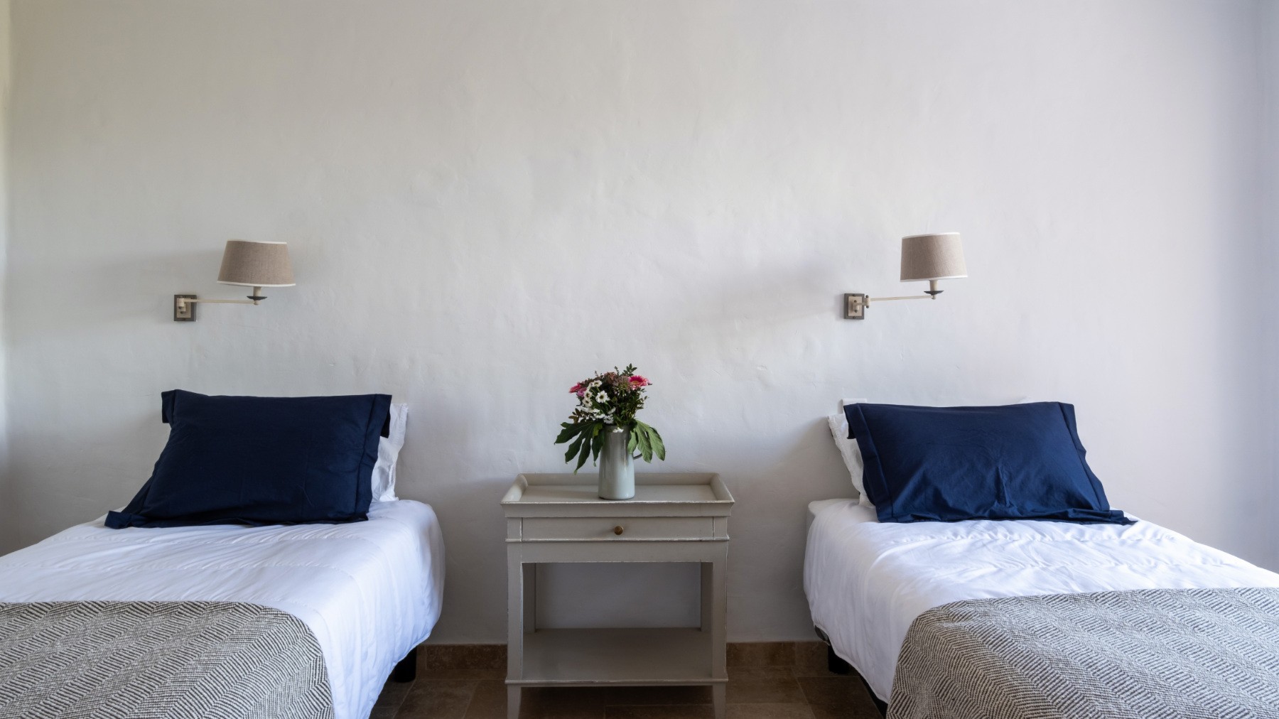 Imagery of people exercising