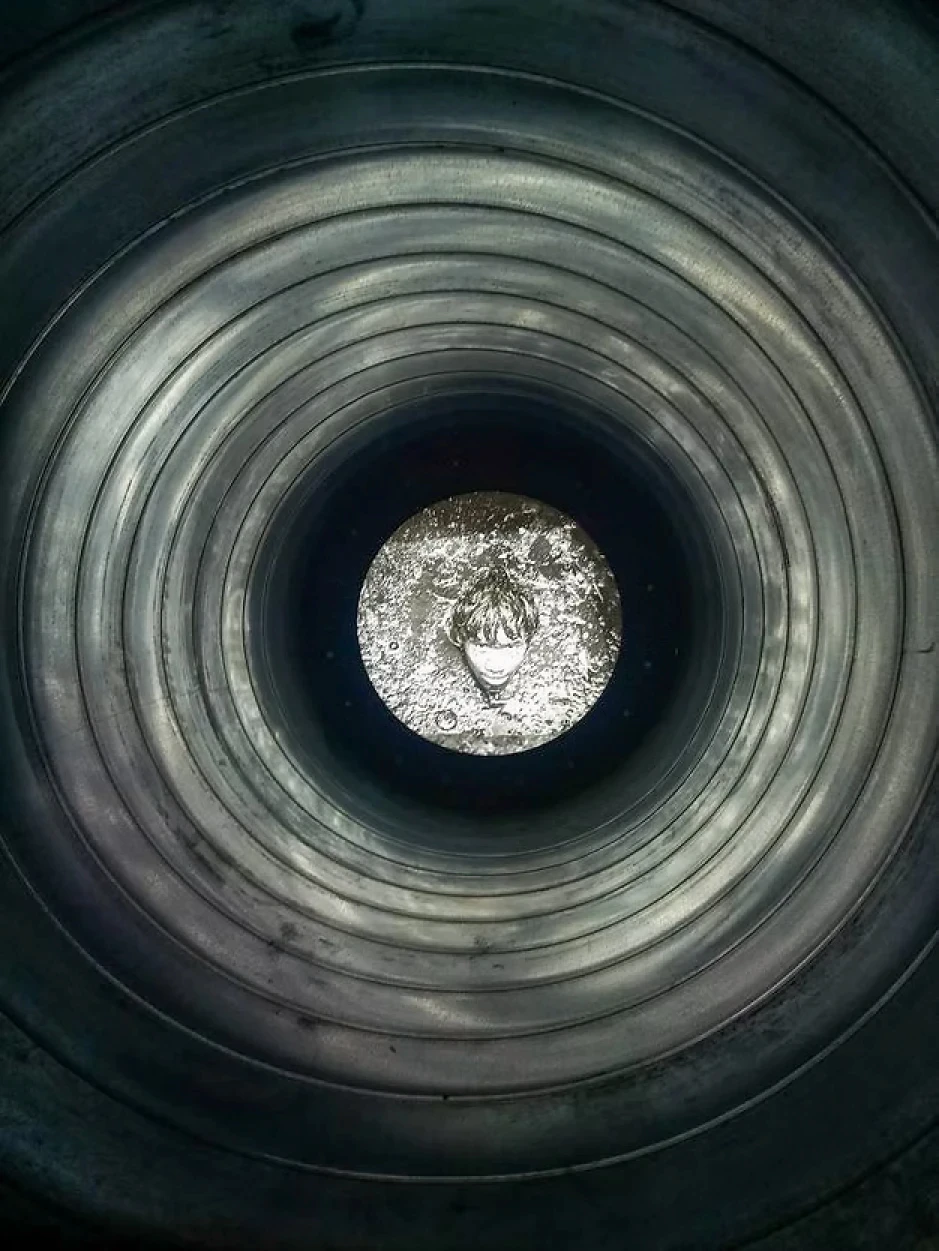 Inside view of the sewer installation, Photograph in the image by Sudharak Olwe