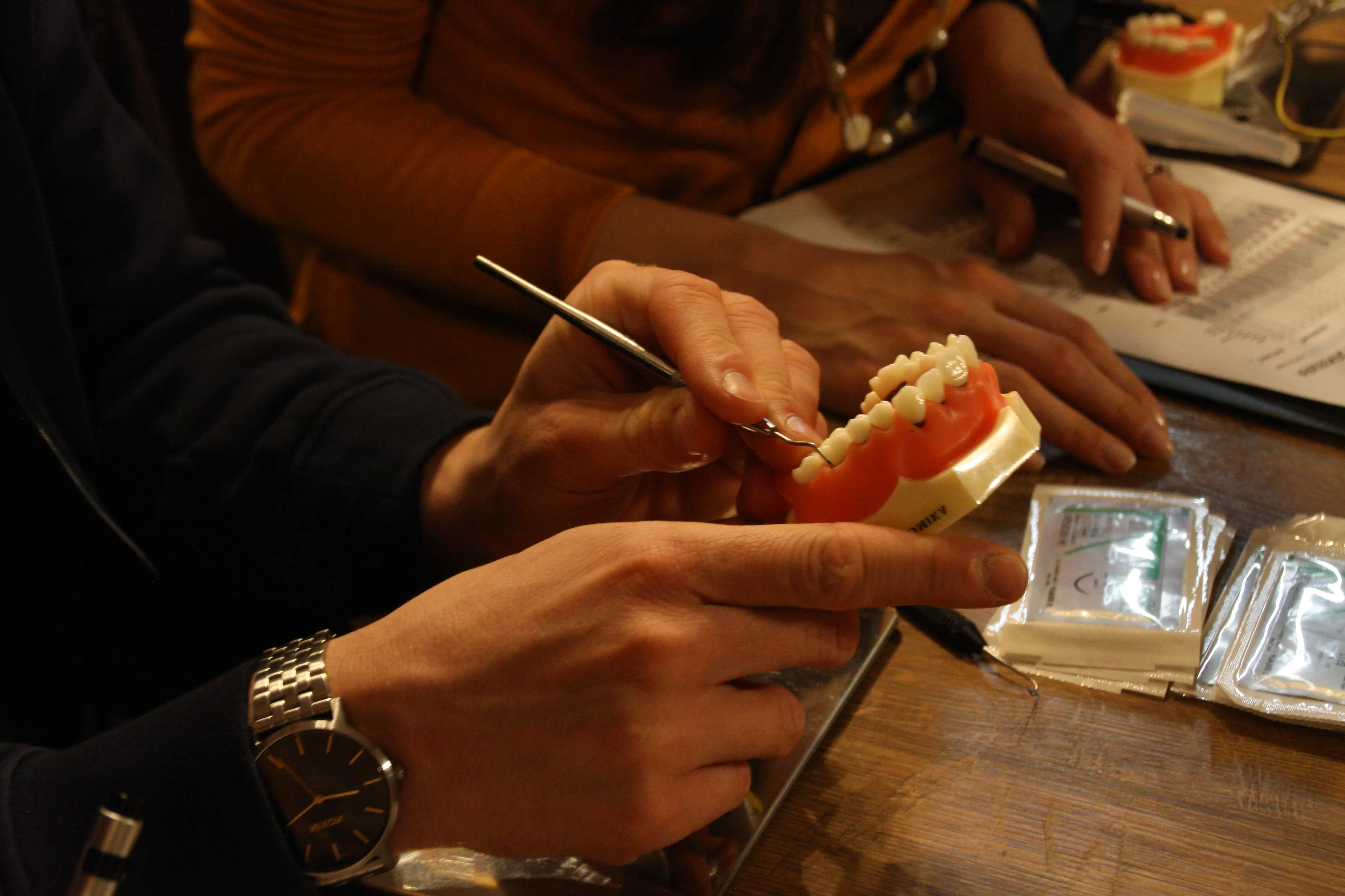 Fogászati Képzések - Nem sebészi parodontális terápia a fogorvosi praxisban - PraxEvents