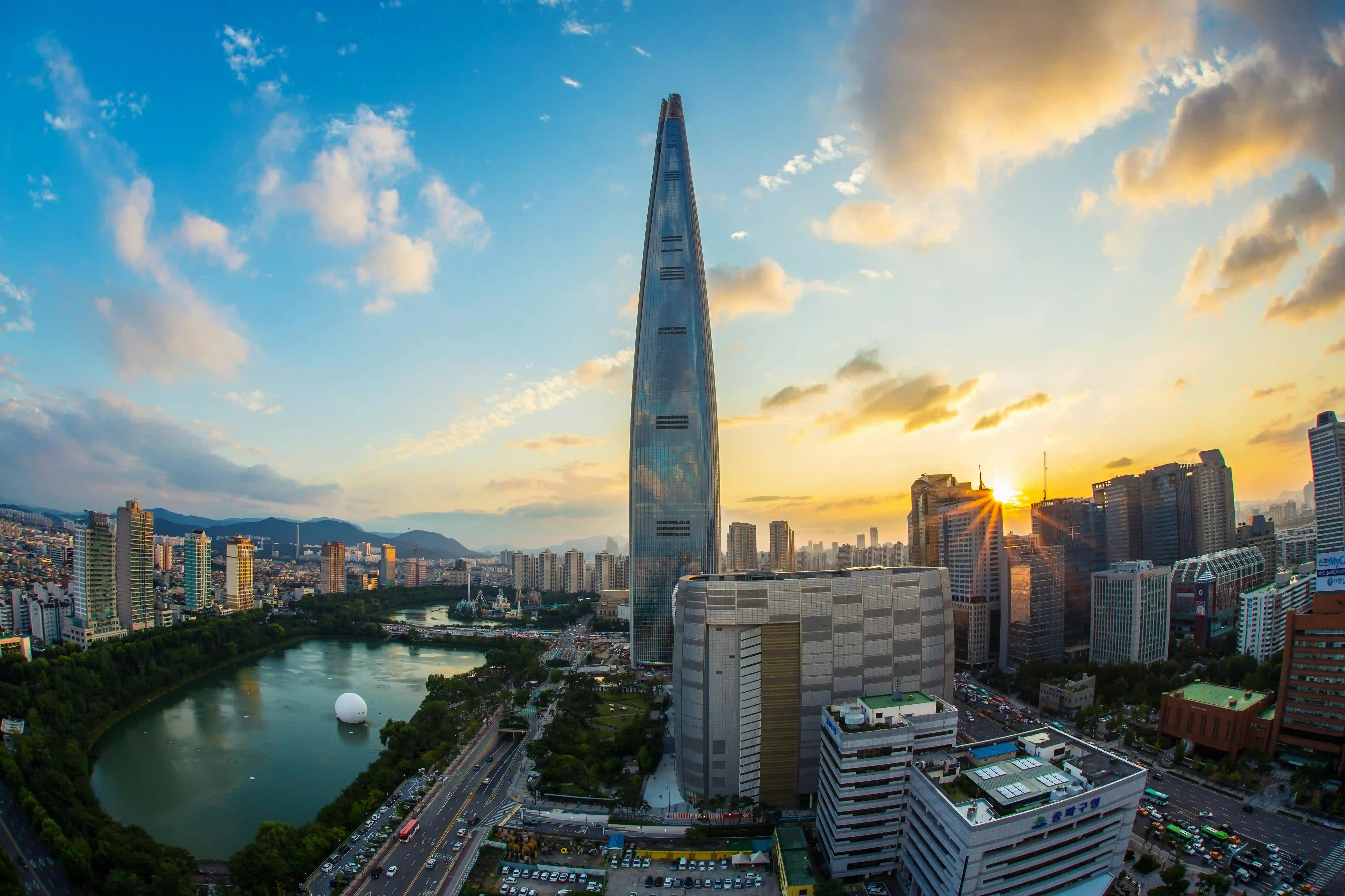 A sunset view in Seoul, South Korea