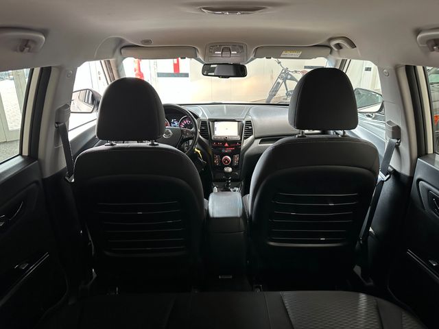 SSANGYONG XLV 2017 WHITE Gebrauchtwagen - Galeriebild 13