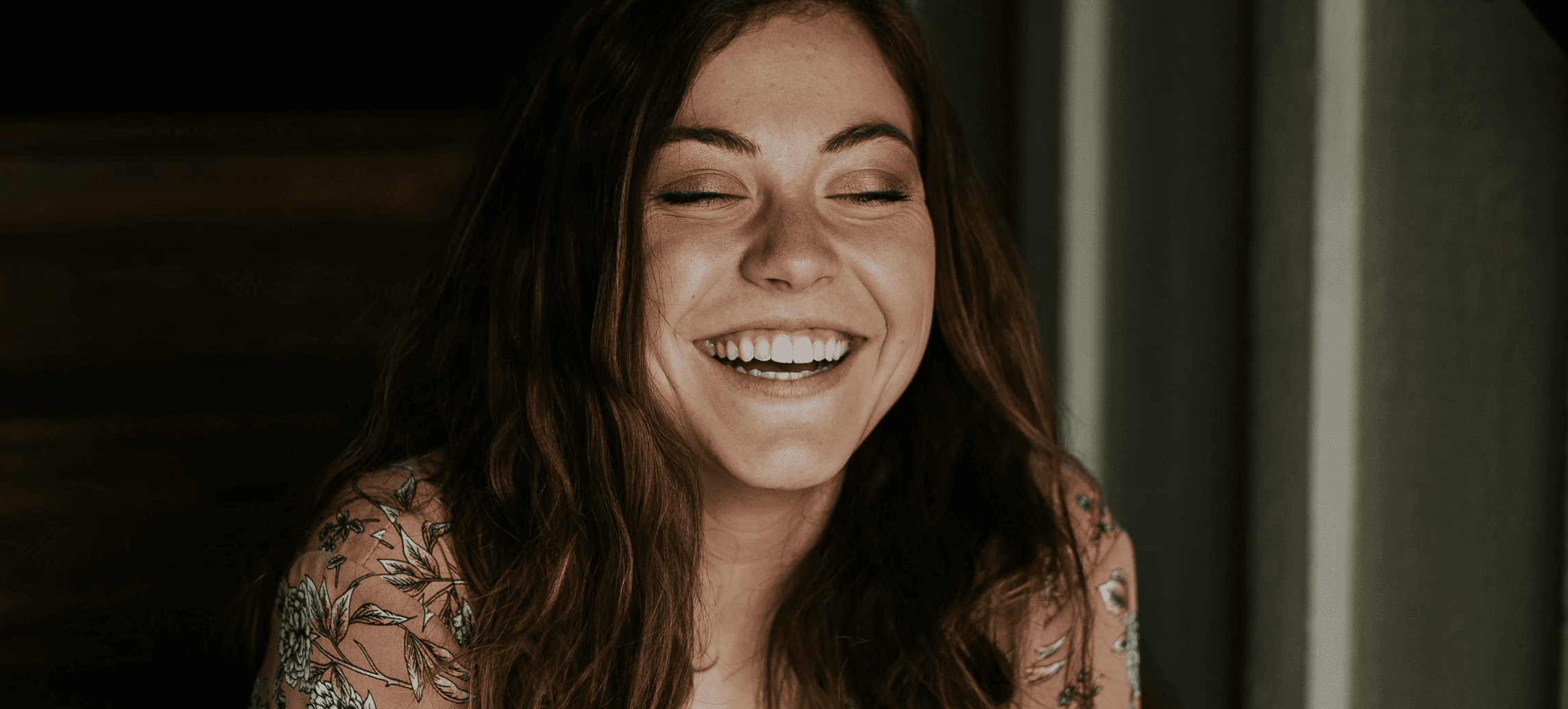 Świat wypatruje Twojego uśmiechu, nie pozwol mu czekać