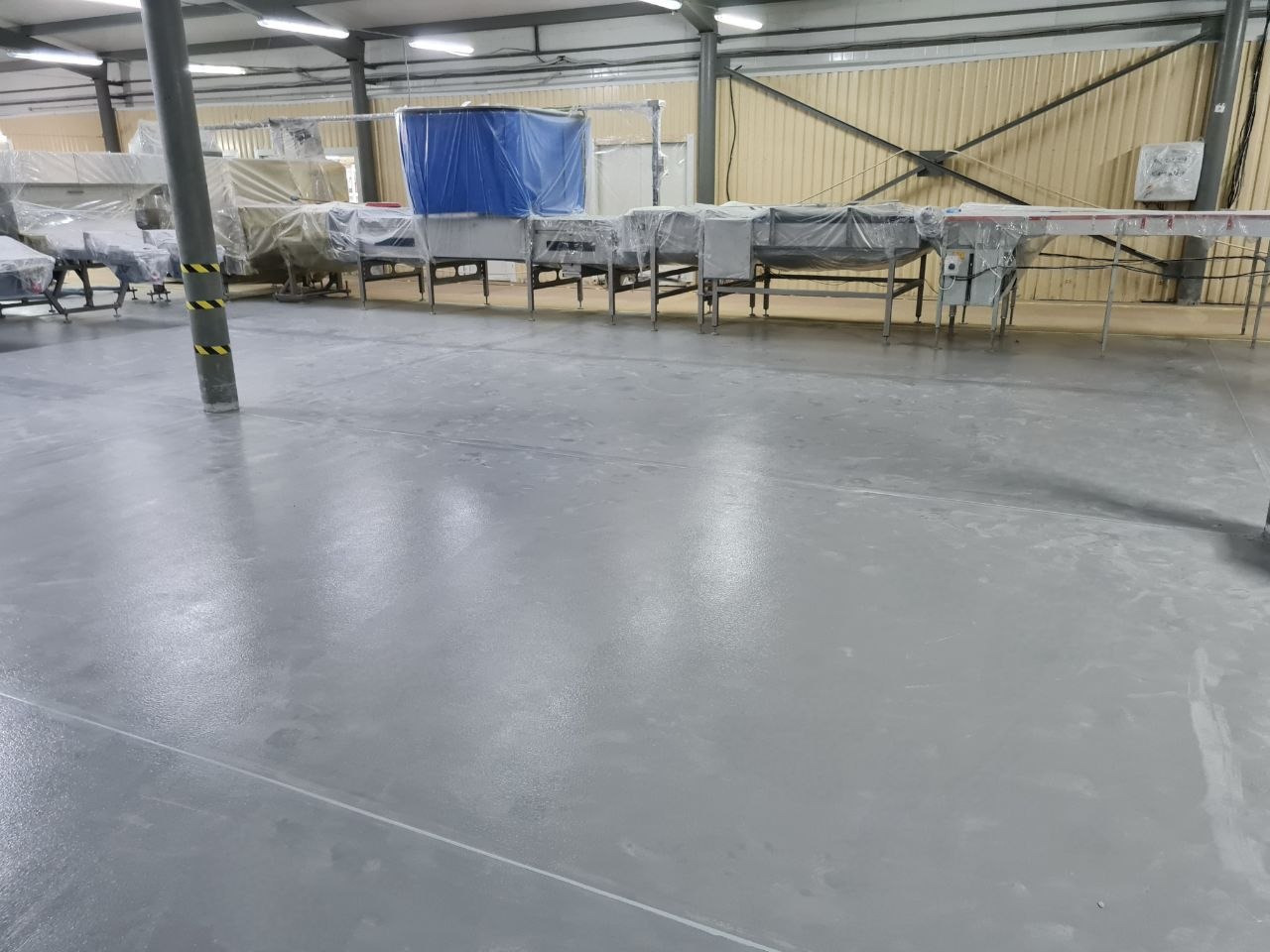 Епоксидне покриття Flowcoat SF41 після нанесення