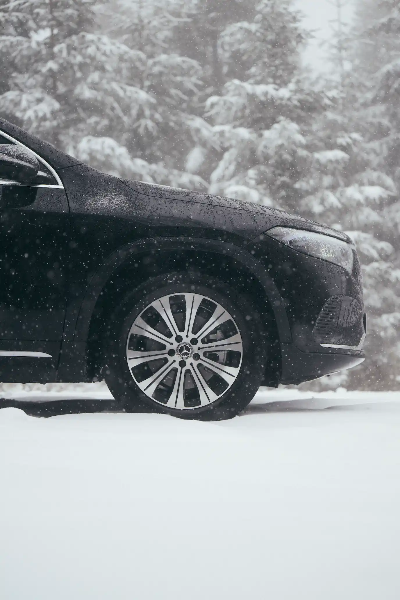 Mercedes-Benz EQA // Car photography Stuttgart