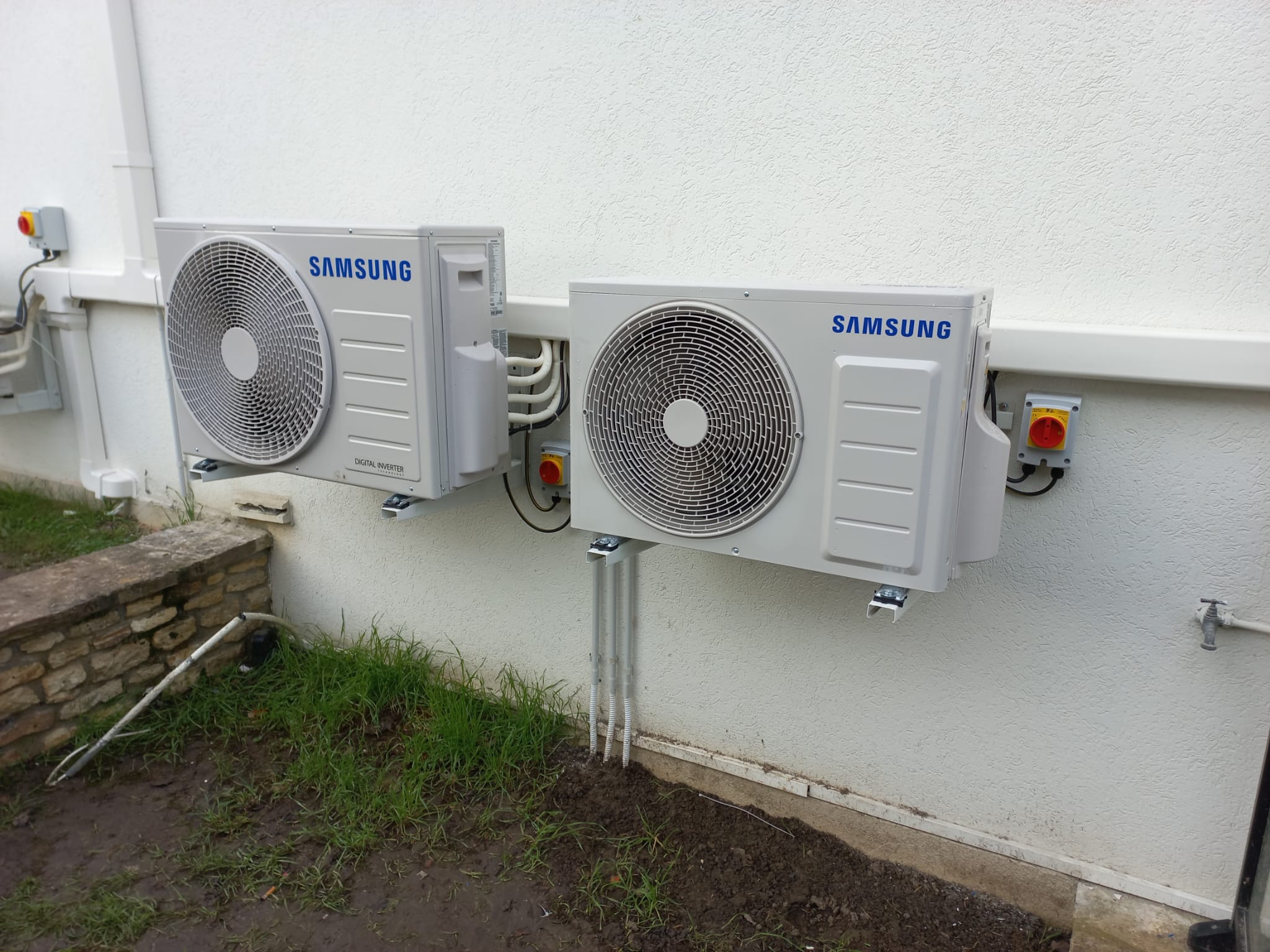 Clim Alain - Expert en installation de climatisation et pompe à chaleur à Argenteuil. Devis gratuit pour l'installation et l'entretien de votre système de climatisation. Service rapide et efficace !