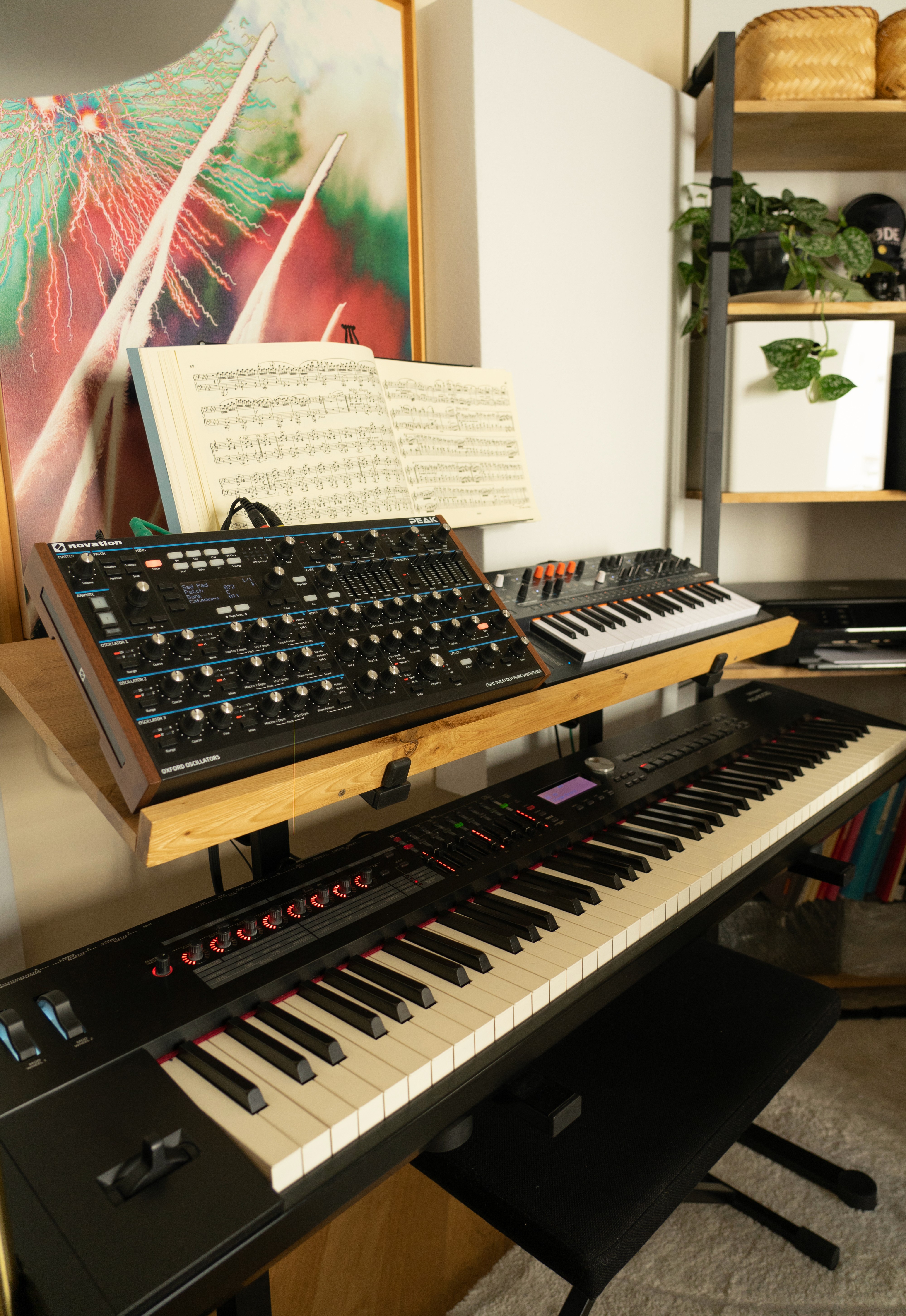 photo clavier et synthétiseurs de studio musique