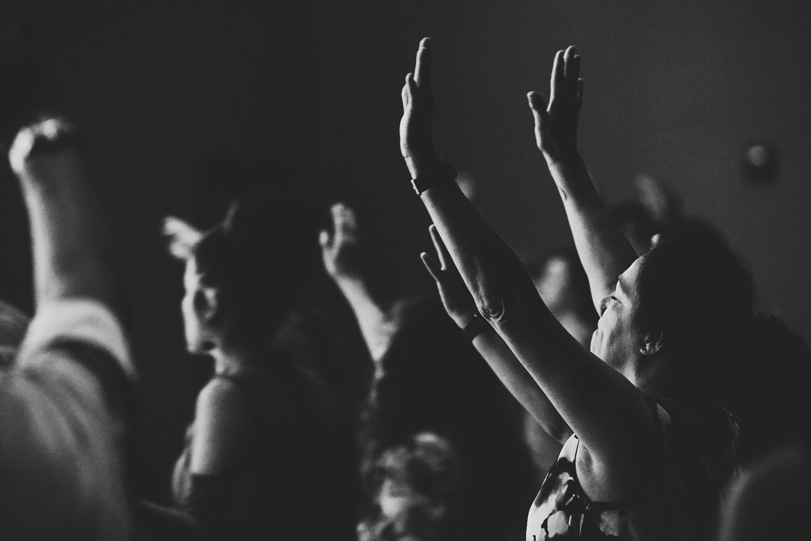 People worshiping newsou church