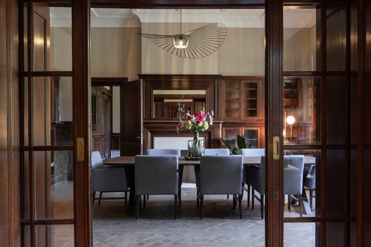 doorkijk eetkamer ouderenzorg