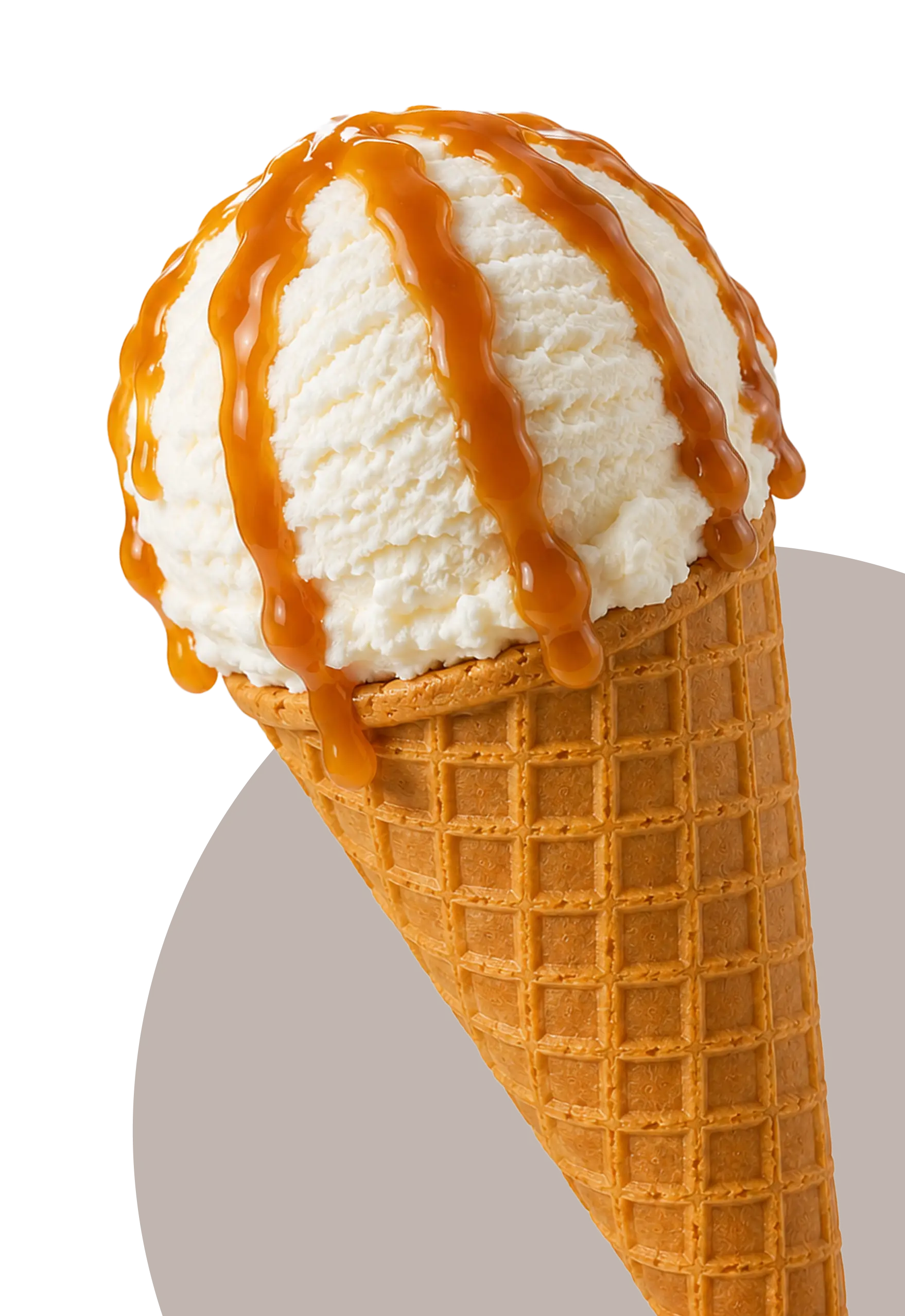 Eiswaffel mit Vanilleeis und Karamellsauce