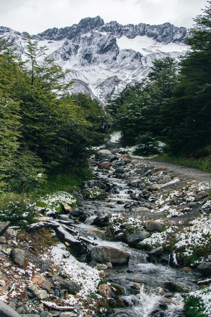 persona en tierra del fuego usuahia turista