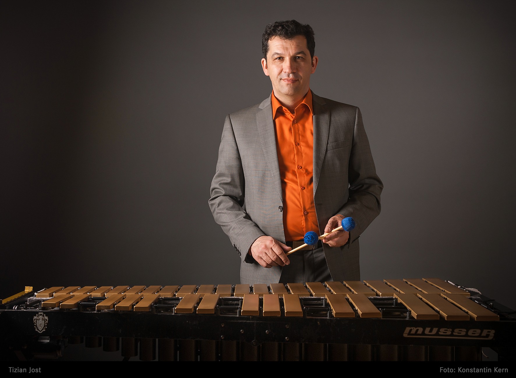 Man with vibraphone_ pic Konstantin Kern