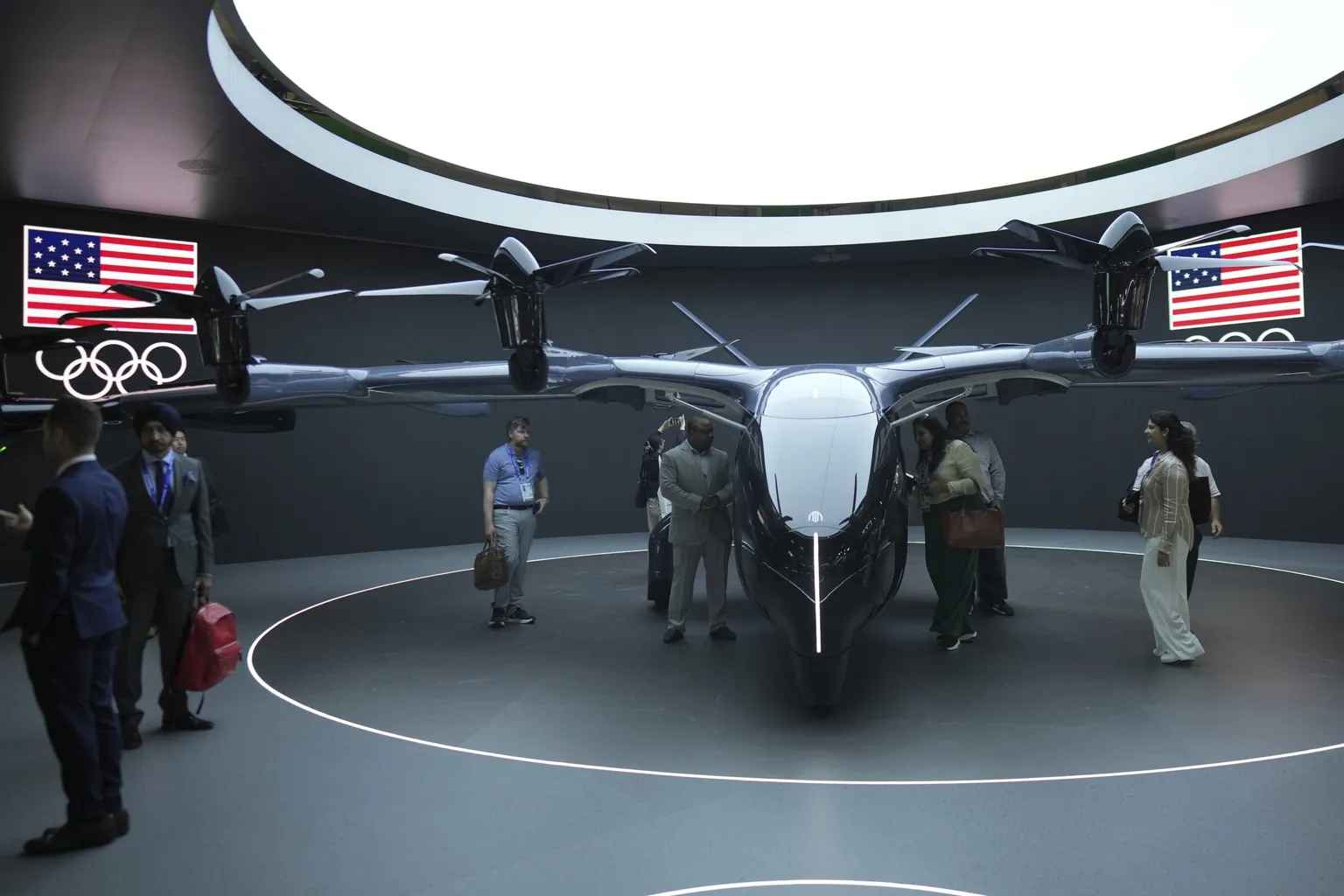 Air taxis get a boost from Trump White House as they race to fly passengers