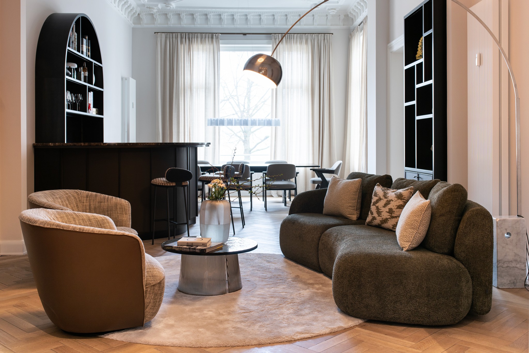 be. INTERIOR STUDIO | be. HOME | Hero Header