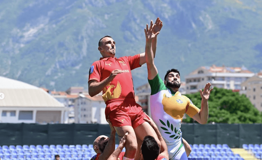 photo of rugby lineout