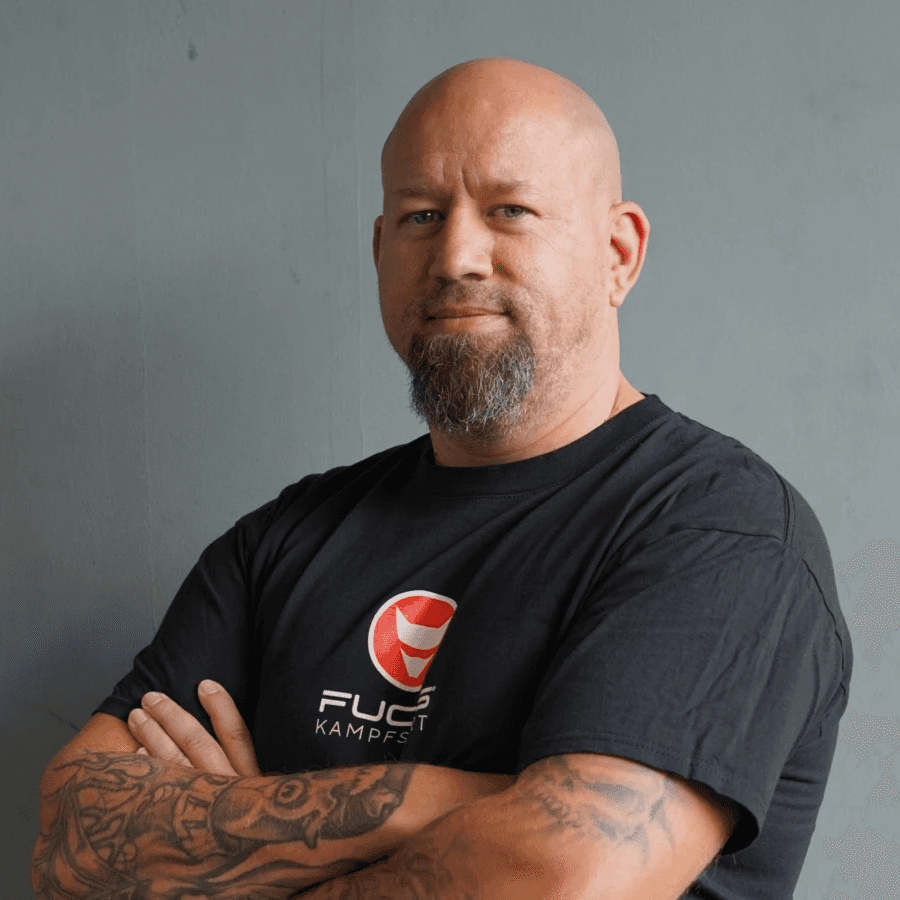 Sven, Trainer im Fuchs Kampfsportstudio, spezialisiert auf Krav Maga