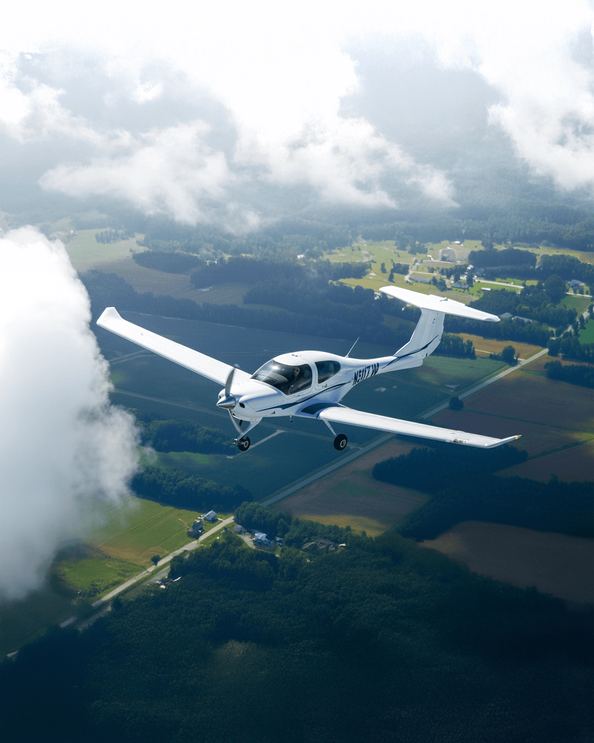 Diamond DA-40 aircraft with G1000 glass cockpit at Coeur d'Alene Airport Idaho