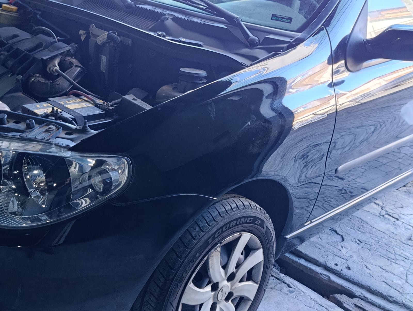 Recuperação de para-choque plástico realizada pela Detalhe's Reparos Automotivos