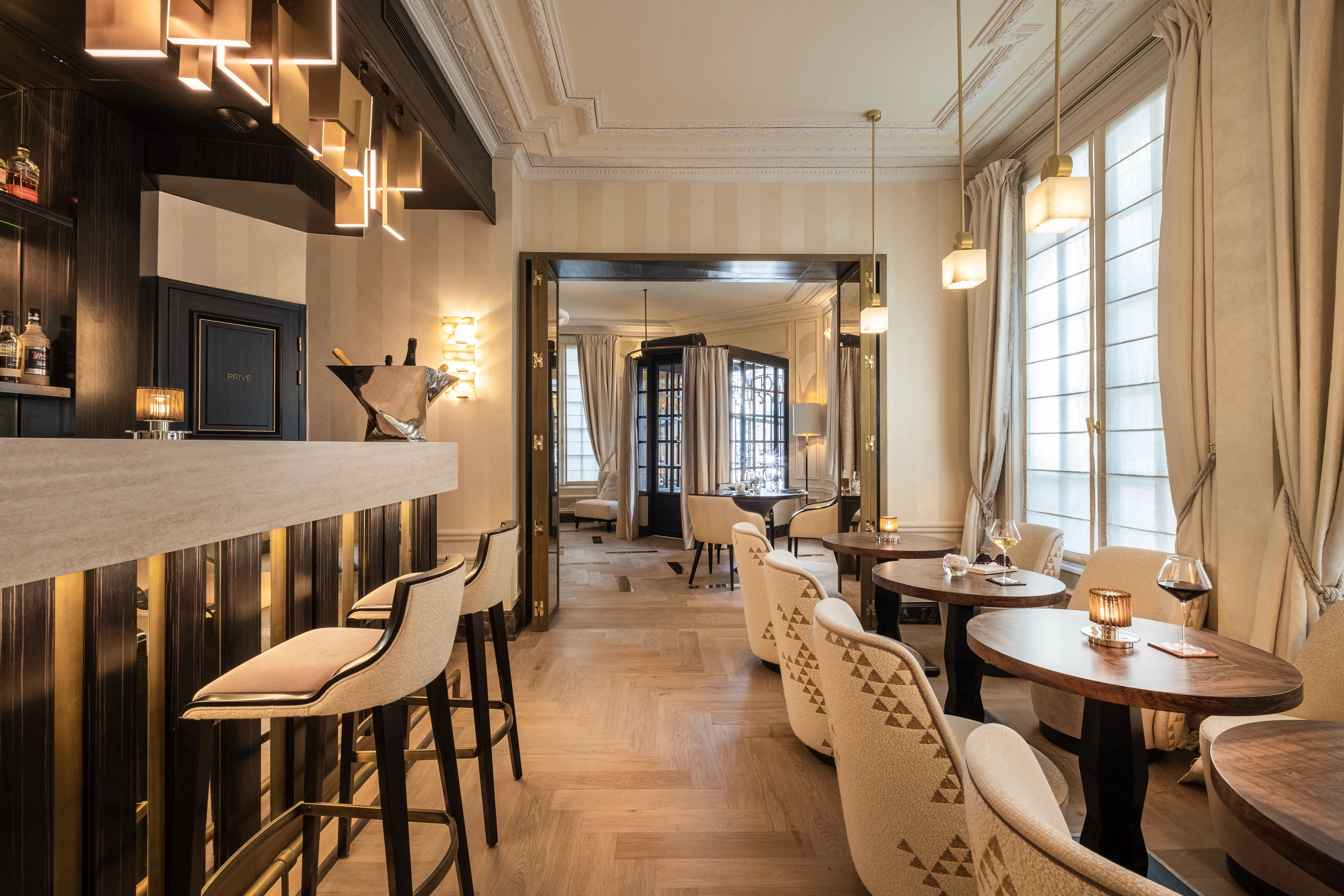 bar and restaurant paris