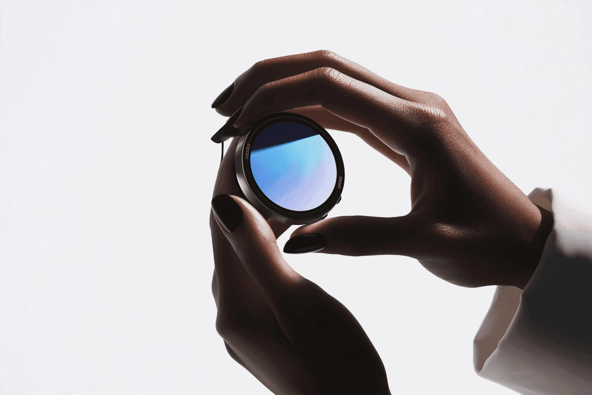 Elegant Hands with Gradient Object