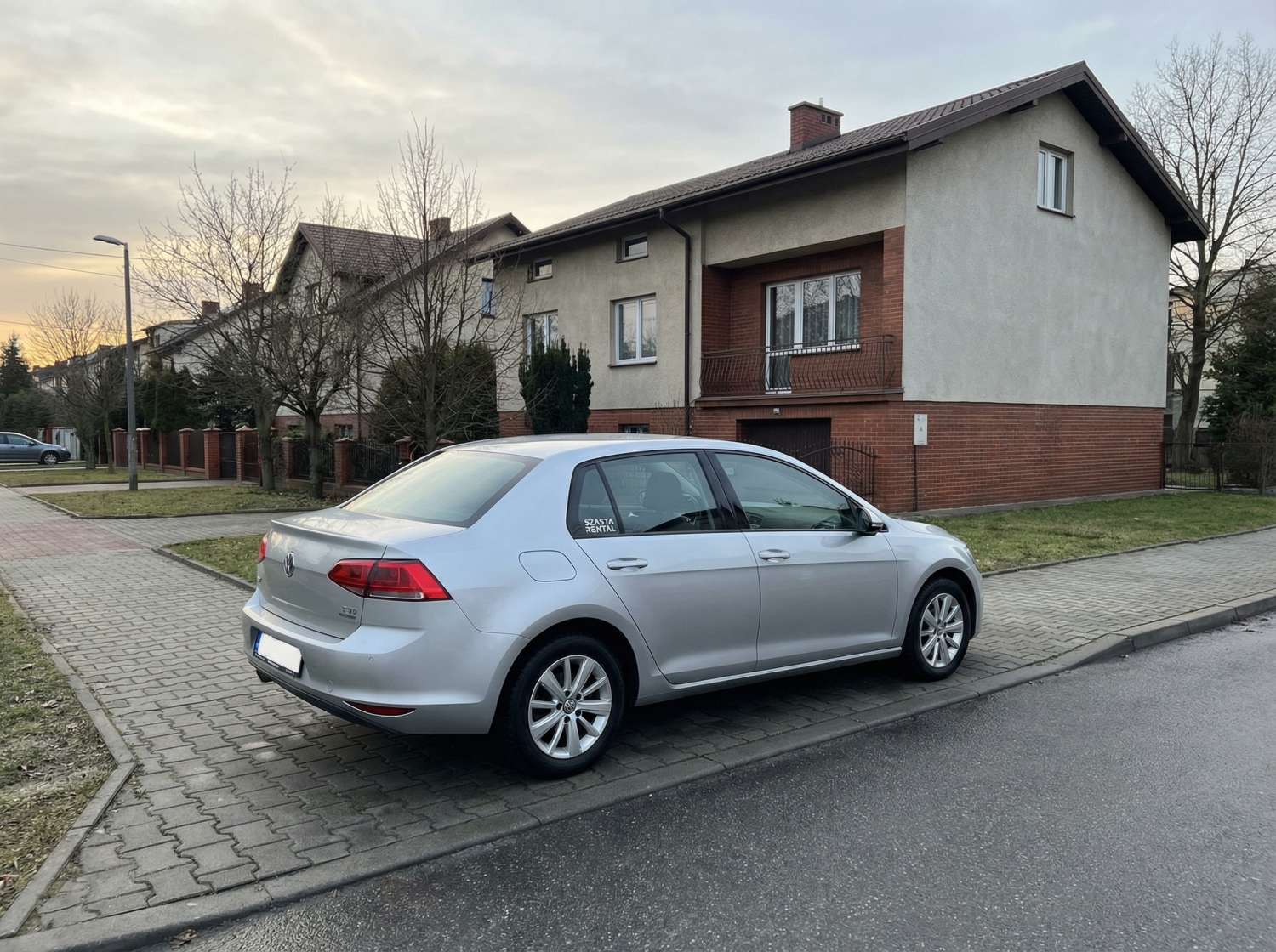 wynajem auta Nowy Sącz weekend odbiór samochodu lokalnie