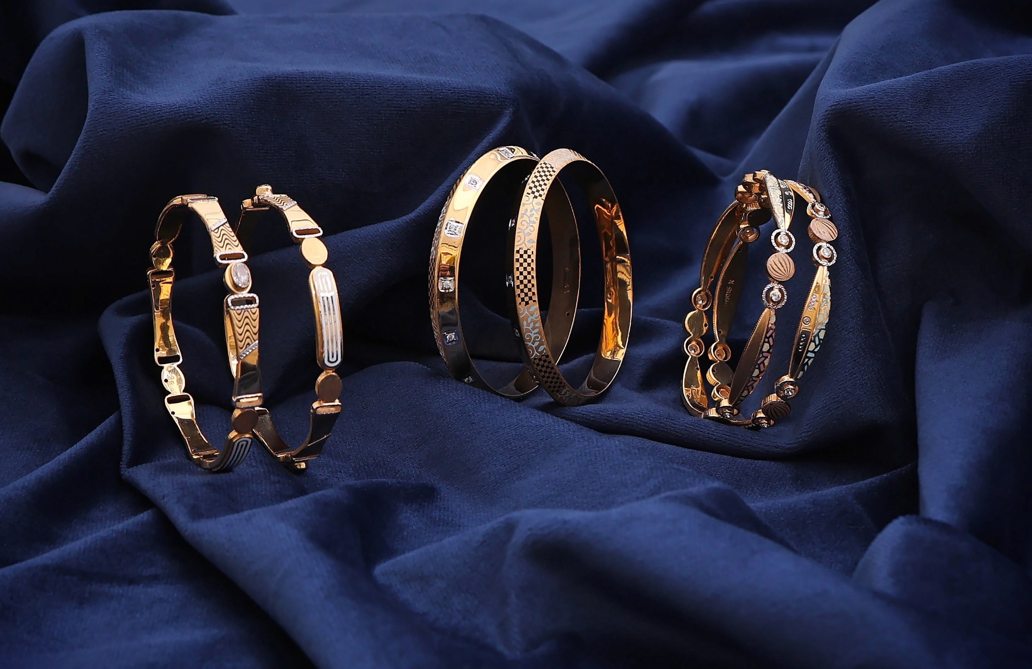Exquisite handcrafted jewellery by Jora, blending timeless craftsmanship with modern elegance
