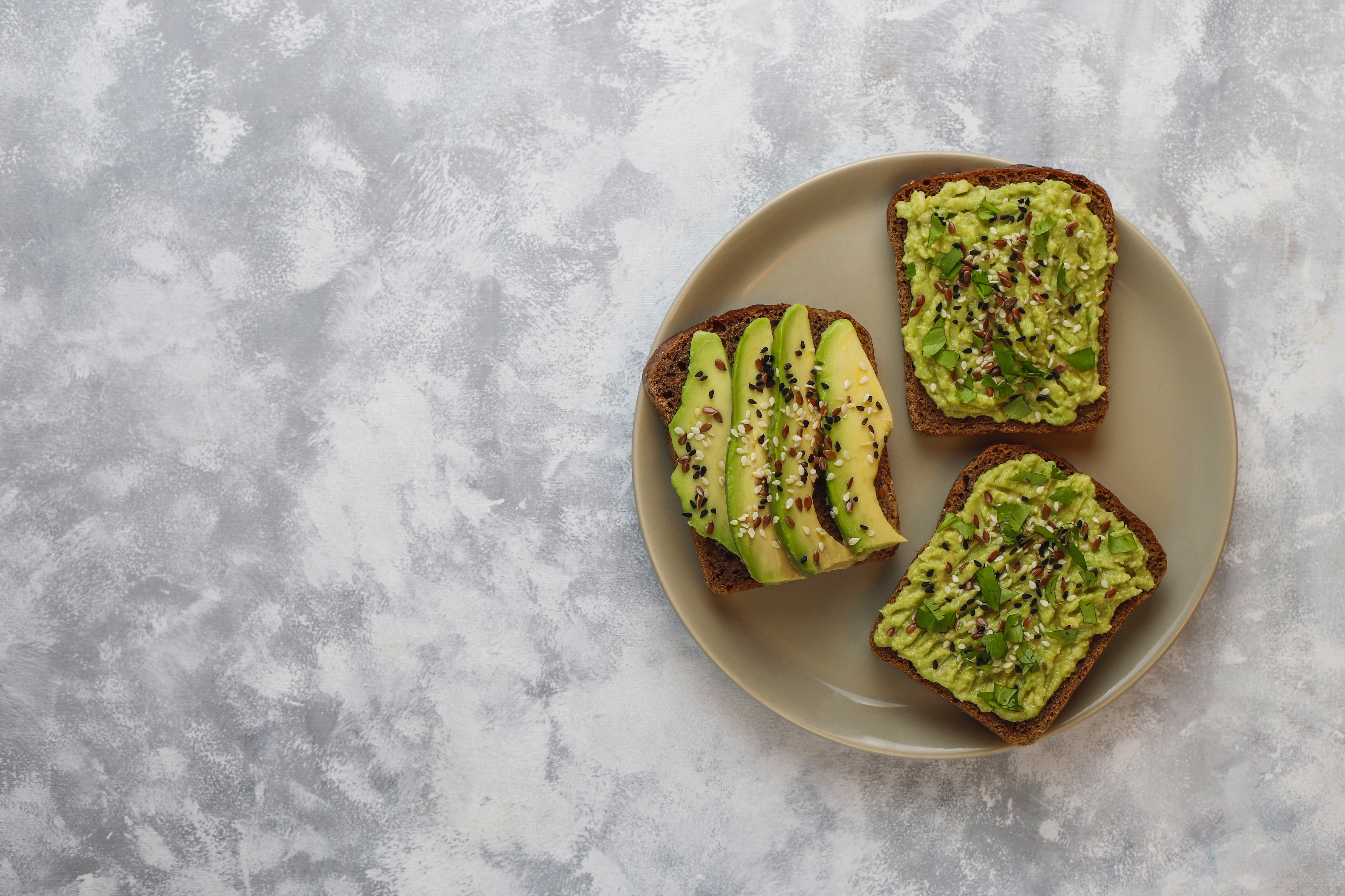 Avocado toast as a healthy snacking option