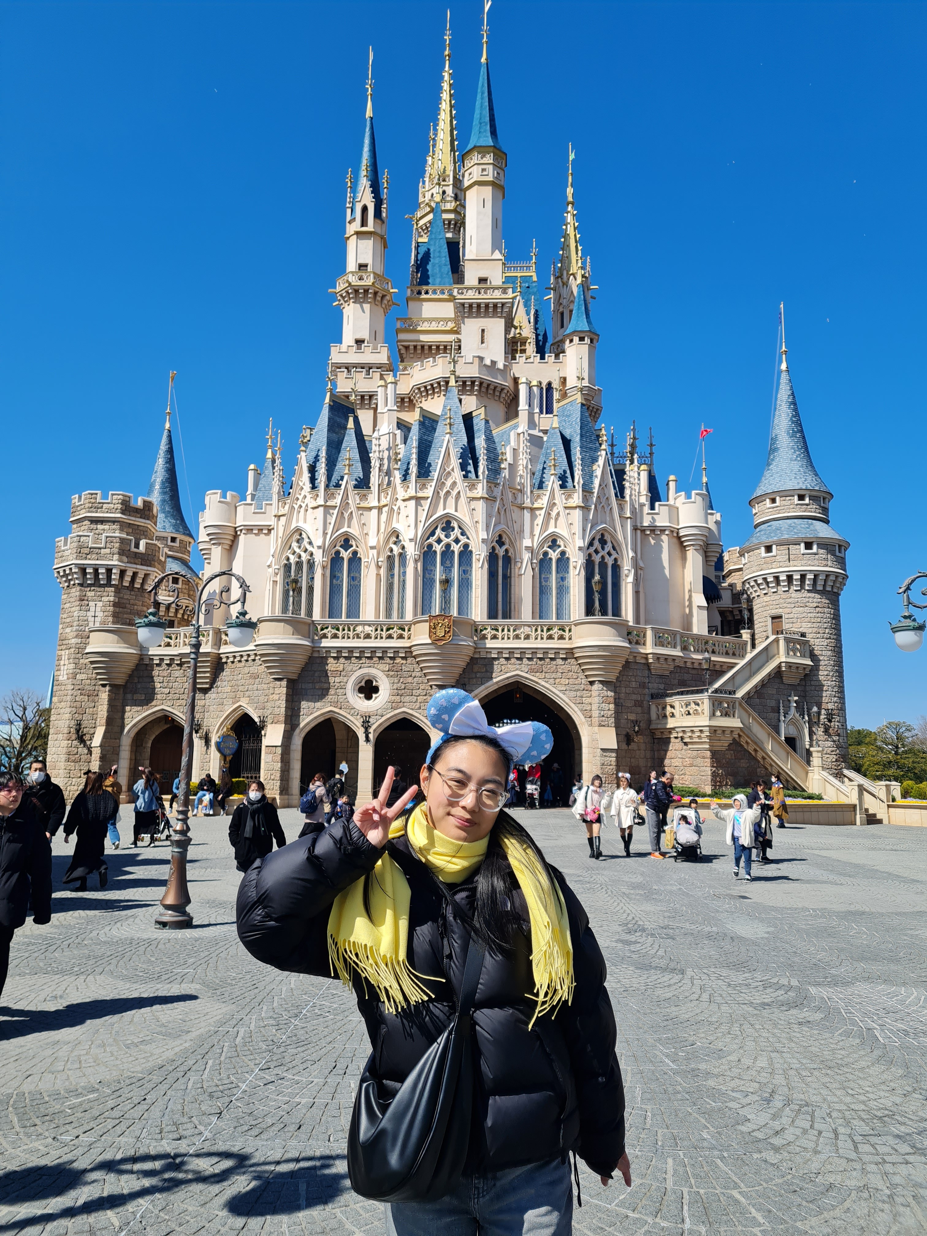 Islands in the ocean at sunset