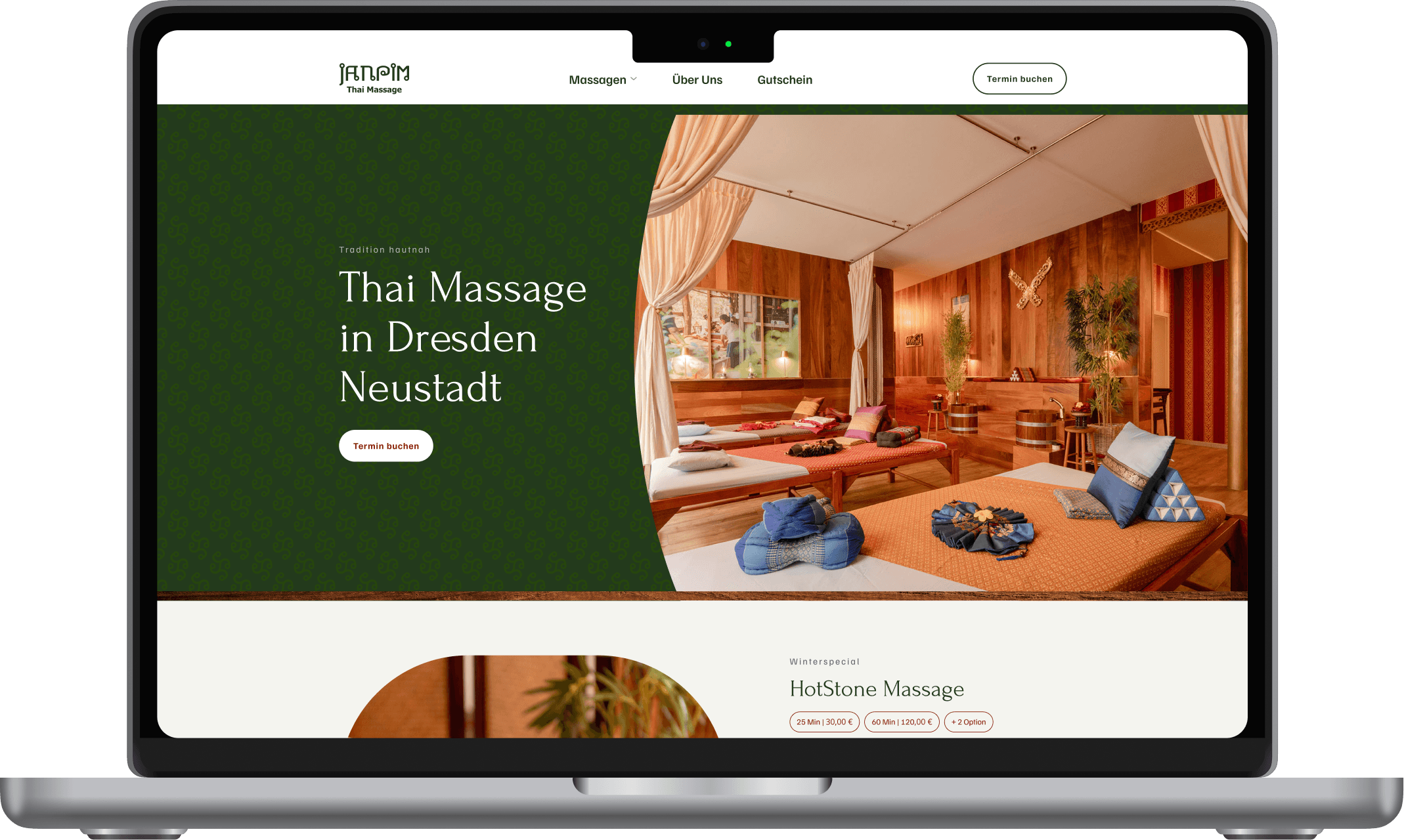 Drei beispielhafte Ansichten der mobilen Ansicht der Webseite