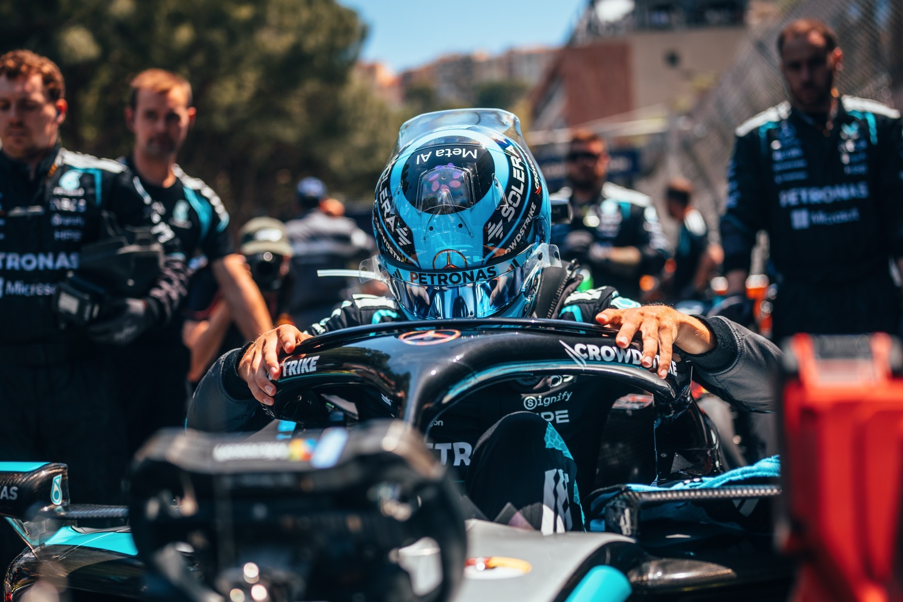 George Russell dans sa monoplace au Grand Prix de Monaco 2026.