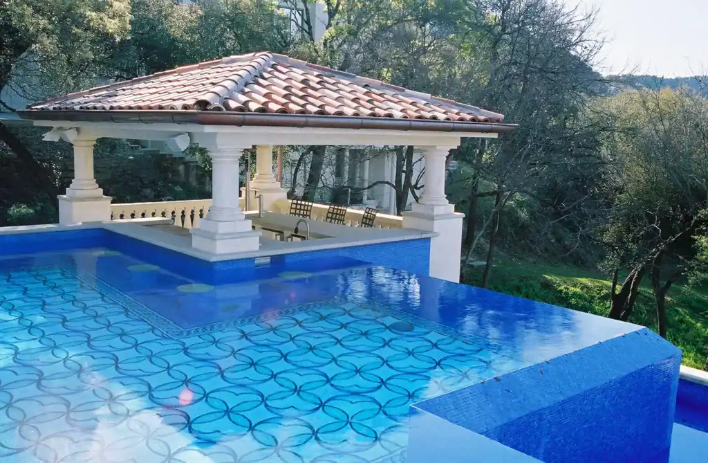Mosaiclegs Art Studio geometric mosaic glass pool with intricate patterns, perfect for outdoor luxur.