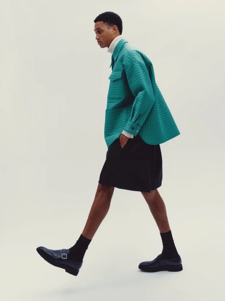 Editorial carousel image 30
