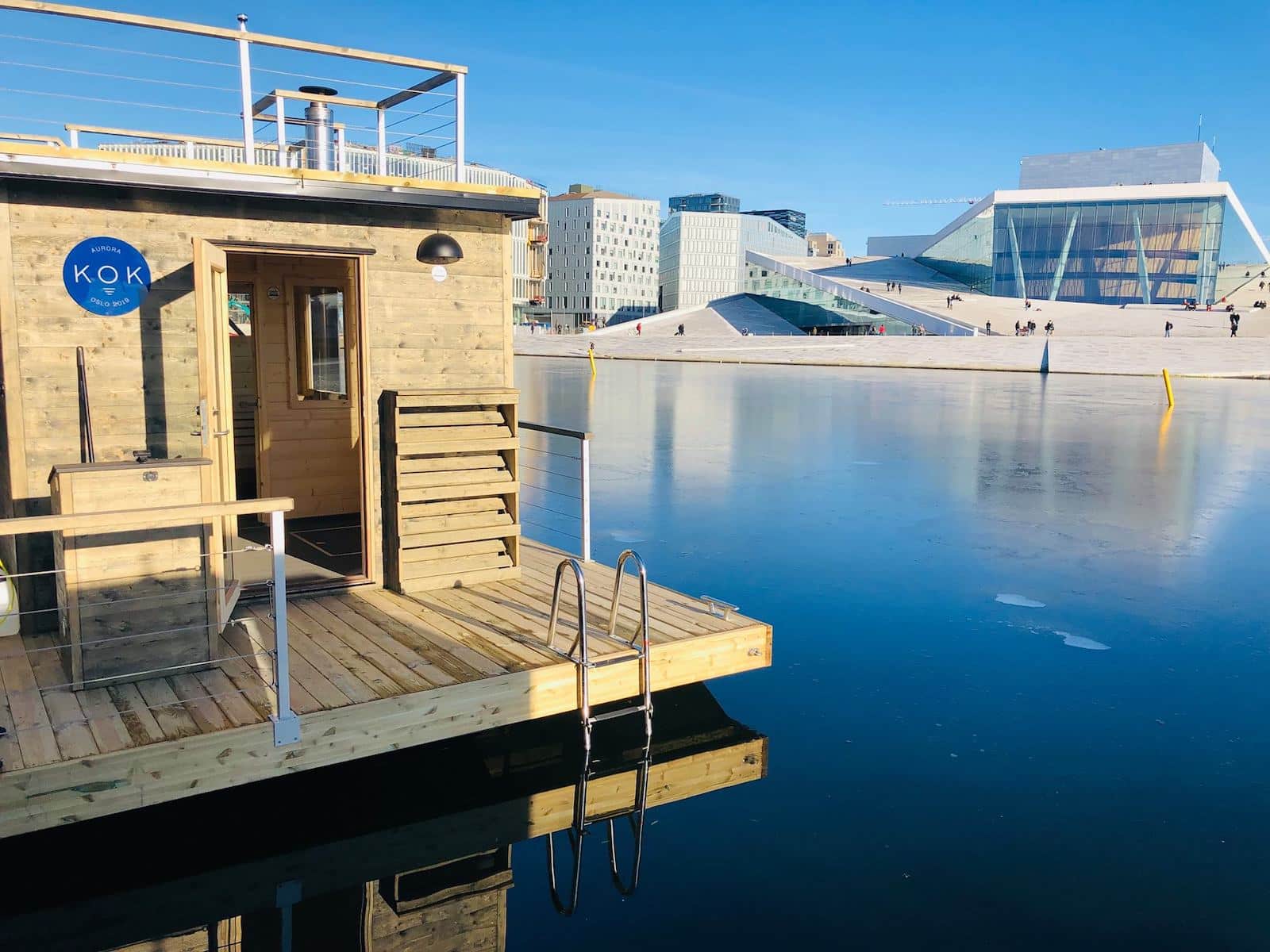 Kok floating sauna