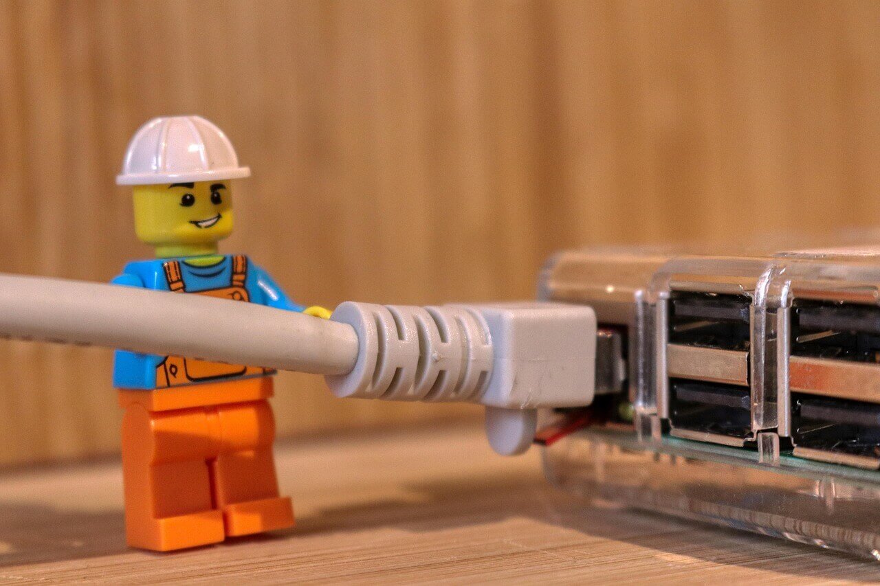 compare open source vs commercial enterprise search platforms