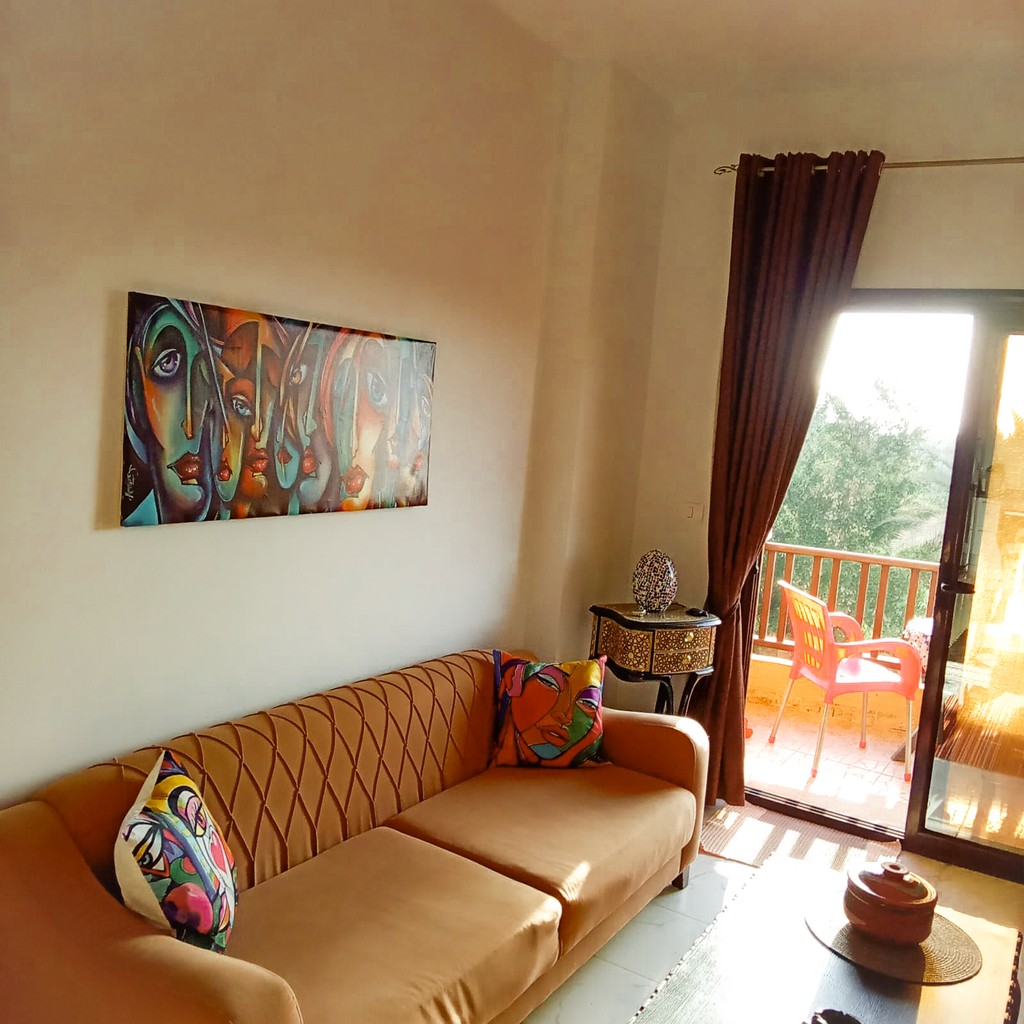 black and white wooden table and chairs