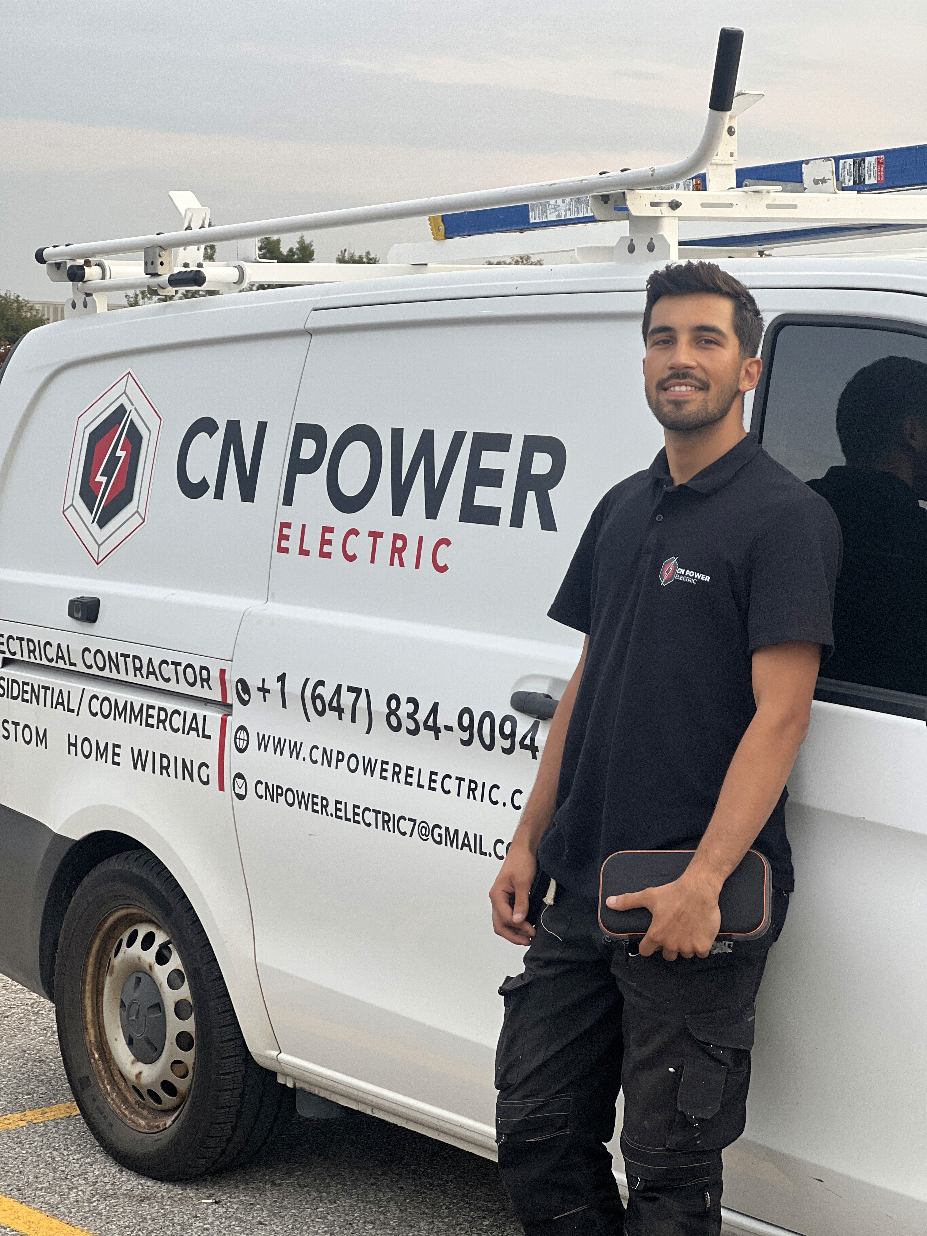Commercial Electrician Expert