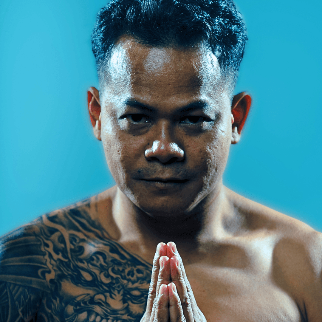 Kru Phonsak, head Muay Thai coach