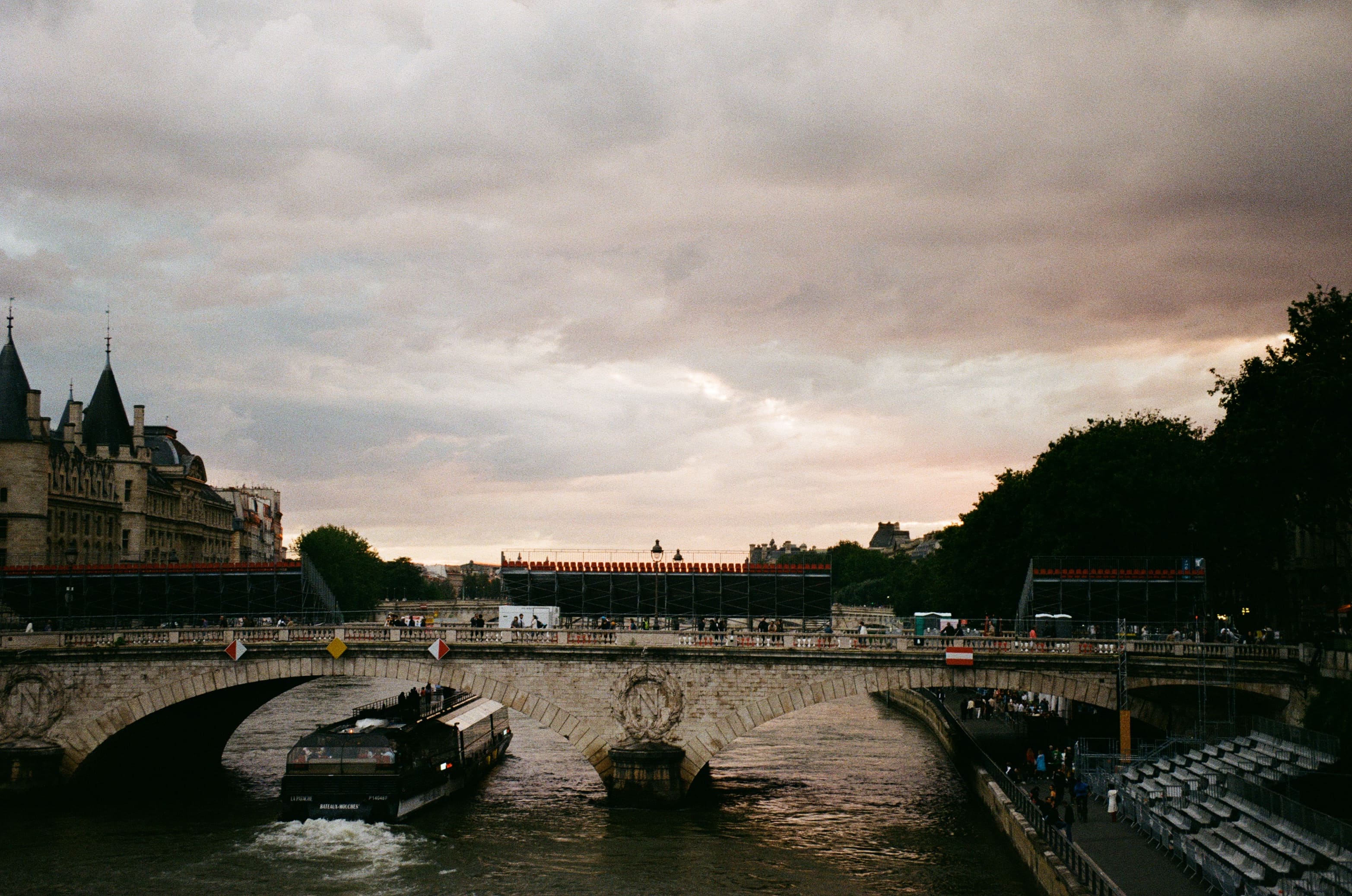 photo pont yanni terki