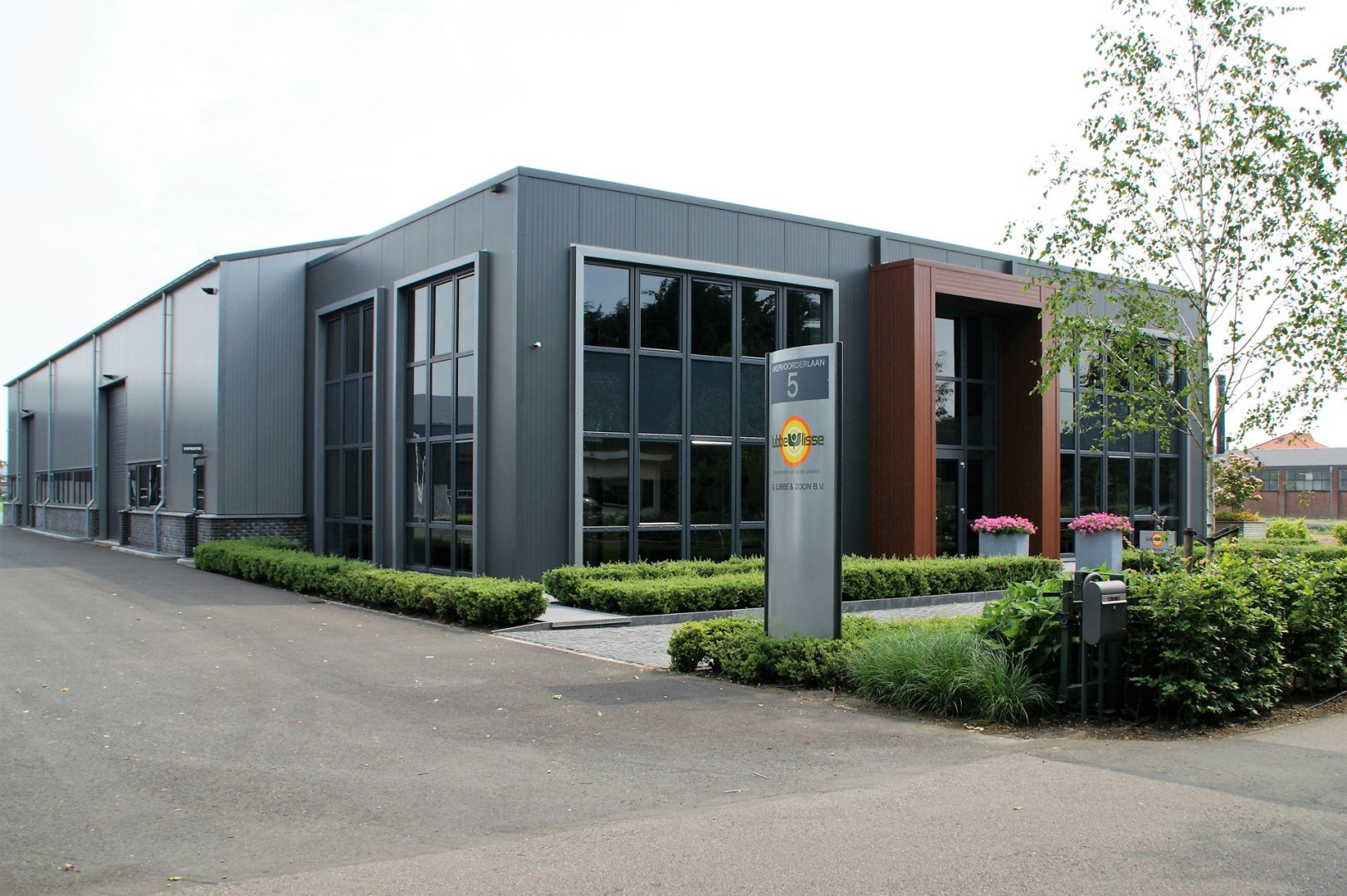 Nieuwe kantoorinrichting Bavinckhouse door Perla