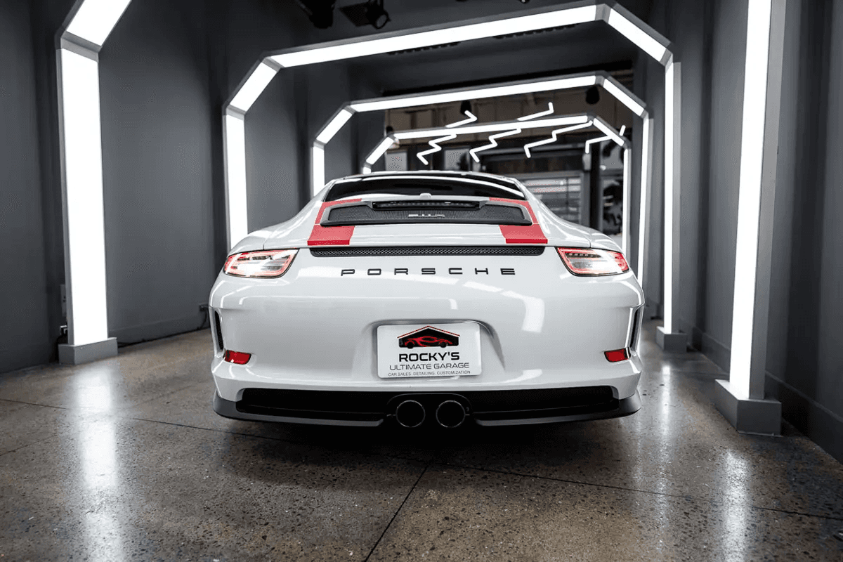 2016 Porsche 911 R, photo 10