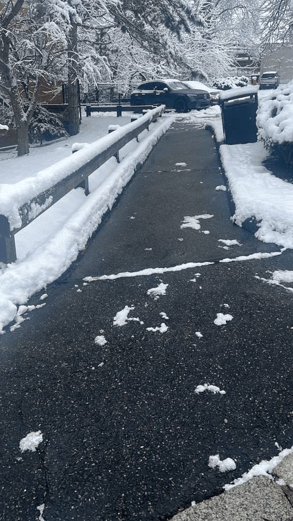 Image of a modern living room
