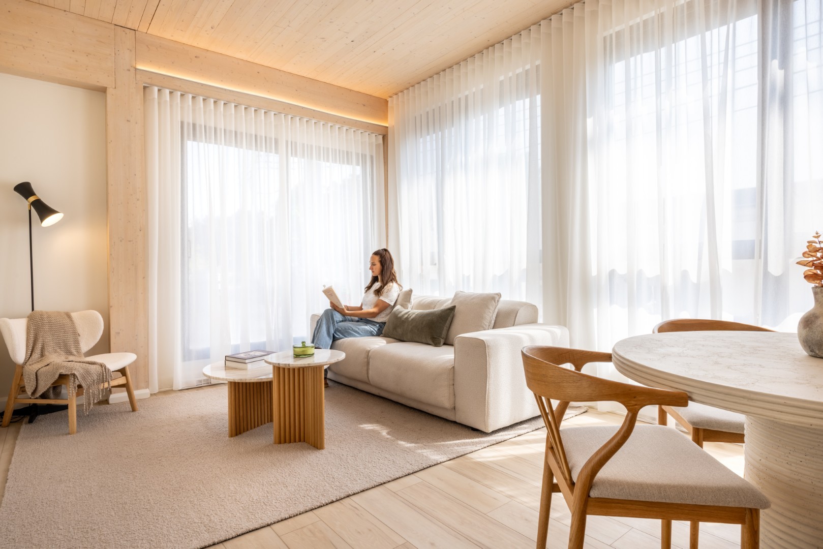 Appartements neufs à louer à Lachine – Condos modernes avec structure en bois.