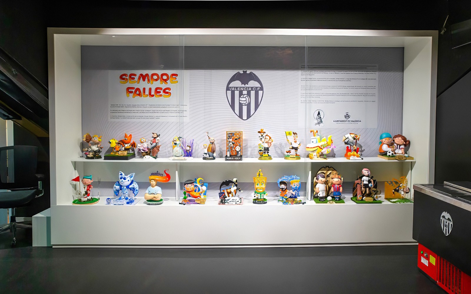 Valencia CF Mestalla Forevertour display with Fallas figurines.