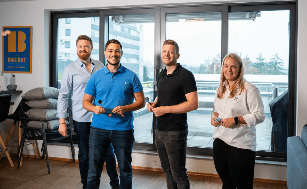 Das Brömer-Team beim Dart spielen