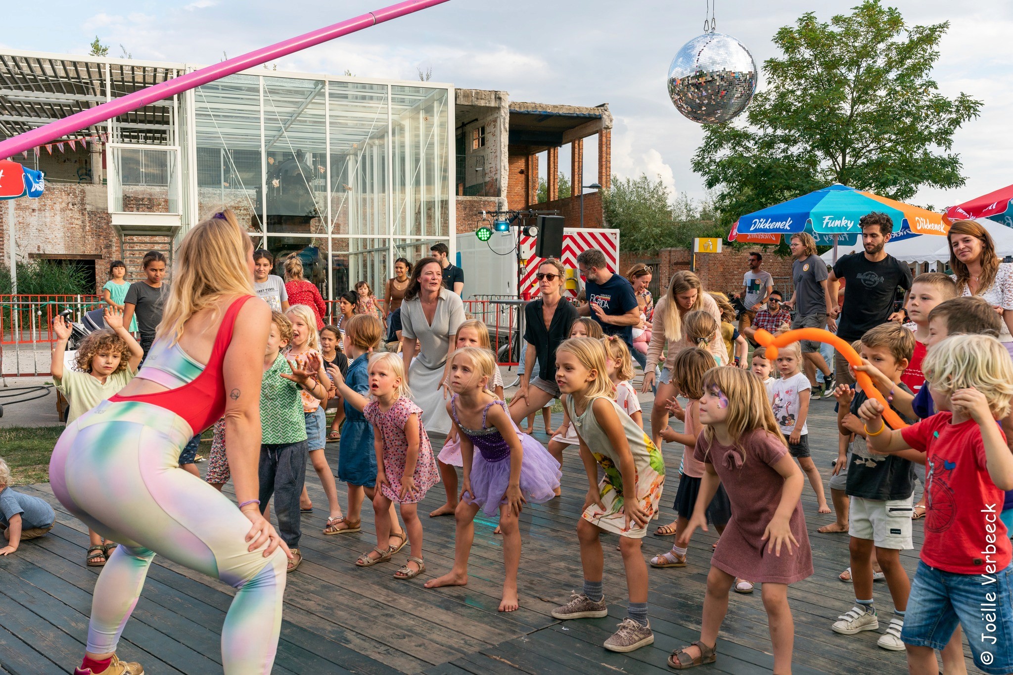 Theater en acts voor events, culturele centra of steden en gemeenten