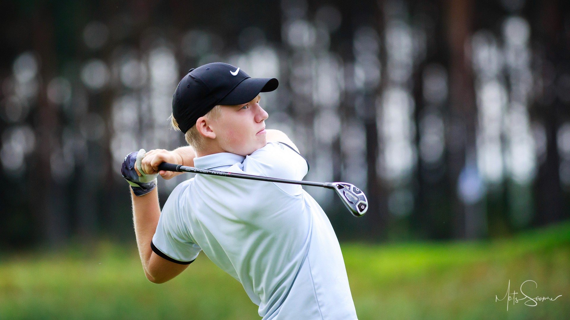 Mikk Soomre, junior golfer, finishing his swing at Pärnu Bay Golf Links. Photo by Mats Soomre, 2018.