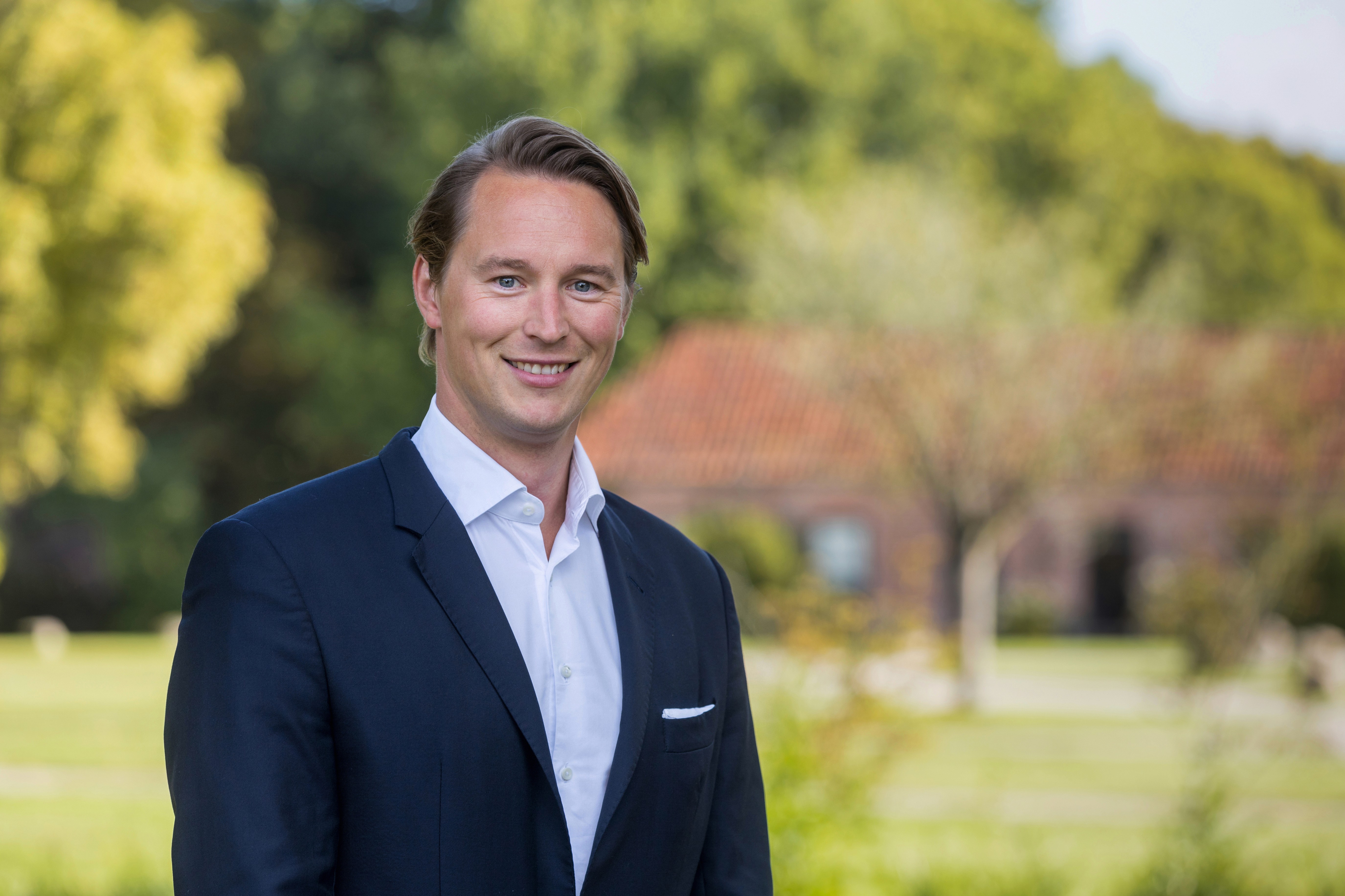 Portraitfoto des CEOs Maximilian Graf von Wedel