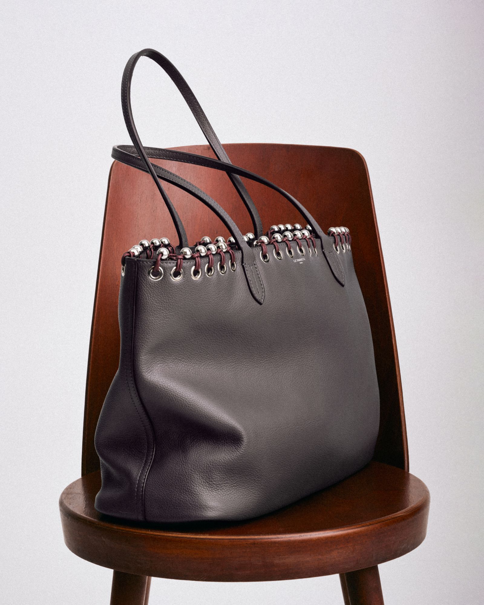 Prune Studio - Nature morte photographie - Le Tanneur - Maroquinnerie